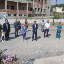 image-292051 Στην ετήσια αρτοκλασία των Αγίων Κωνσταντίνου και Ελένης που τελέστηκε στο παρεκκλήσι του Νοσοκομείου ο Δήμαρχος Γρεβενών Γιώργος Δασταμάνης