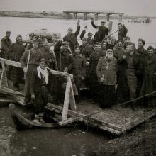 image-292389 Η πλατεία Νίκης να μετονομασθεί σε πλατεία Μητροπολίτου Ιωακείμ (αυτό είναι το κάλεσμα σήμερα της Ιστορίας μας) (του Θεόφιλου Παπαδόπουλου)