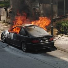 image-298362 kozan.gr: Πτολεμαίδα: Aυτοκίνητο, πιθανότατα, μετά από βραχυκύκλωμα, τυλίχθηκε στις φλόγες (Βίντεο & Φωτογραφίες)