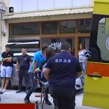 image-299814 11λεπτό ρεπορτάζ με το πρωτοφανές περιστατικό στην ΔΟΥ Κοζάνης και τη δολοφονική επίθεση με τσεκούρι (Βίντεο)