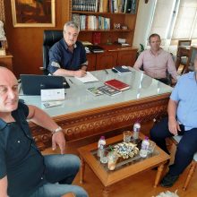 image-301732 Επίσκεψη του Προέδρου του Πολιτιστικού Συλλόγου Λιβαδεριωτών Ζυρίχης στον Αντιπεριφερειάρχη της Π.Ε. Κοζάνης Γρηγόρη Τσιούμαρη – Στα σκαριά Πρωτόκολλο Συνεργασίας ανάμεσα στην Περιφέρεια και στο Σύλλογο Λιβαδεριωτών Ζυρίχης.