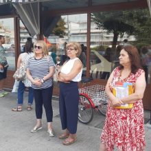 image-301815 kozan.gr: Tο ΚΚΕ και το παράρτημα ΠΕΑΕΑ-ΔΣΕ Πτολεμαΐδας τίμησαν, το πρωί του Σαββάτου 1/8, την Εθνικής Αντίστασης στα πρόσωπα των 6 συντρόφων, στελεχών του ΕΑΜ και του ΚΚΕ που δολοφονήθηκαν στις 5 Αυγούστου 1943 από τους ΠΑΟτζίδες συνεργάτες των Γερμανών ( (Φωτογραφίες & Βίντεο)