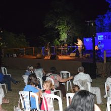 image-302205 Με απόλυτη επιτυχία πραγματοποιήθηκε το βράδυ της Δευτέρας 3/8, στην Αιανή, η εκδήλωση της Εφορείας Αρχαιοτήτων Κοζάνης για την αυγουστιάτικη πανσέληνο (Φωτογραφίες)