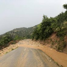 image-302345 Πολλά τα προβλήματα, από τη βροχή και χαλάζι στον κάμπο από το Βελβεντό ως τα Σέρβια και από την άλλη πλευρά στον «Μπράβα» (Φωτογραφίες)