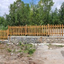 image-302761 Kozan.gr: Συνεχίζονται οι εργασίες στο Κουρί Κοζάνης – Τοποθετήθηκε ξύλινη περίφραξη κατά μήκος του δρόμου κόμβος πρώην στρατοπέδου Ρωμανελη προς Πετρανά (Φωτογραφίες)