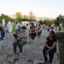 image-302954 Πραγματοποιήθηκαν, με επιτυχία, στο Αρχαιολογικό Μουσείο Αιανής, το απόγευμα της Δευτέρας 10 Αυγούστου 2020, τα εγκαίνια της Έκθεσης Φωτογραφίας του Δημήτρη Βαβλιάρα (Φωτογραφίες)