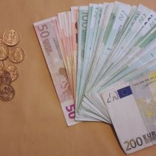 image-303278 Φλώρινα: Εξιχνιάσθηκαν 13 περιπτώσεις απάτης σε βάρος κυρίως ηλικιωμένων ατόμων – Συνελήφθη 43χρονη αλλοδαπή – Με το πρόσχημα εμπλοκής συγγενικού προσώπου των παθόντων σε τροχαίο ατύχημα προσπάθησαν κατά το τελευταίο διήμερο, να αποσπάσουν χρηματικά ποσά και τιμαλφή (Φωτογραφία)