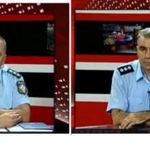 image-303297 kozan.gr: Ο Διοικητής της Τροχαίας Πτολεμαΐδας Σ. Τάσιος καθώς κι ο Διοικητής του Α.Τ. Βοΐου Ε. Καραδίσογλου μιλούν για τα μέτρα που έχουν προβλεφθεί, σε επίπεδο Π.Ε. Κοζάνης, για τον εορτασμό του τριημέρου του Δεκαπενταύγουστου – Τι λένε για τους χώρους υποχρεωτικής χρήσης μάσκας αλλά και το τι πρέπει να προσέξουν οι πολίτες ώστε να μην πέσουν θύματα κλοπής των περιουσιών τους, κατά την απουσία τους από τις οικίες τους (Βίντεο)