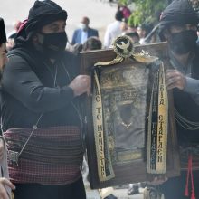 image-303467 Με μάσκες και αποστάσεις εορτάστηκε ο Δεκαπενταύγουστος στην Παναγία Σουμελά στην Καστανιά (Φωτογραφίες)