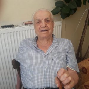 image-307399 Πτολεμαΐδα: Με το σταυρολούλουδο παρασκευάζει το προζύμι της χρονιάς