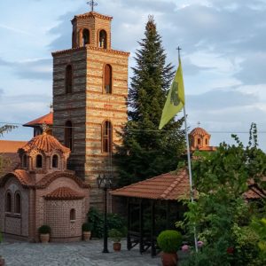 image-308584 Ιερά Μονή κοιμήσεως Θεοτόκου Μικροκάστρου: Εν ενεργεία Αστυνομικός χειροτονήθηκε σε Πρεσβύτερο (Φωτογραφίες & Βίντεο)
