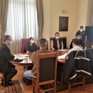 image-312242 Λ. Μαλούτας στην έκτακτη σύσκεψη για τον κορωνοϊό: “«Τα κρούσματα είναι πολλά σε αναλογία με τον πληθυσμό. Όλοι πρέπει να συμβάλλουμε στον περιορισμό του φαινομένου. Η πορεία που διανύουμε είναι δύσκολη»