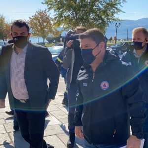 image-313627 kozan.gr: Έφτασε πριν από λίγο στην Καστοριά ο Υφυπουργός Πολιτικής Προστασίας Ν. Χαρδαλιάς – Θα έχει σύσκεψη, με τοπικούς φορείς, για το θέμα της έξαρσης των κρουσμάτων κορωνοϊού στην Π.Ε. Καστοριάς (Βίντεο)