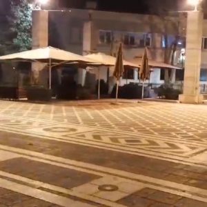 image-315835 kozan.gr: Ώρα 20:45: Η εικόνα από κεντρικά σημεία της Πτολεμαίδας (Βίντεο)