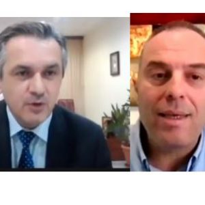 image-318878 kozan.gr: Σε ηπιότερους τόνους αλλά με νέα υπονοούμενα στην κόντρα Κασαπίδη – Κάτανα: “Να μας πείτε που πηγαίναμε και τρώγαμε – Έχουν πάρει το δρόμο τους όλα κ. Κάτανα. Όλα στα φως. Έχουμε τιμολόγια που δεν έχουν πληρωθεί. Όλα θα παρουσιασθούν σε περιφερειακό συμβούλιο. Είναι άγνωστες λέξεις για τη συγκεκριμένη Περιφερειακή Αρχή οι λέξεις λάσπη κι αδικία. Λίγη υπομονή” – Οι αναφορές του Περιφερειάρχη για το αρχείο των νομικών υποθέσεων της περασμένης αυτοδιοικητικής περιόδου, το οποίο σύμφωνα με τον ίδιο, ότι ενώ έχει ζητηθεί, δύο φορές, δεν έχει παραληφθεί (Bίντεο με όλο το διάλογο)