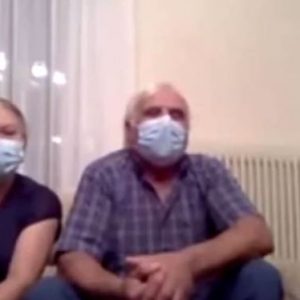 image-320192 kozan.gr: Πρωθυπουργός Κ. Μητσοτάκης σε οικογένεια στην Κοζάνη: “Είναι ξεκάθαρο ποιος κρατάει τους λογαριασμούς του σπιτιού” (Βίντεο)