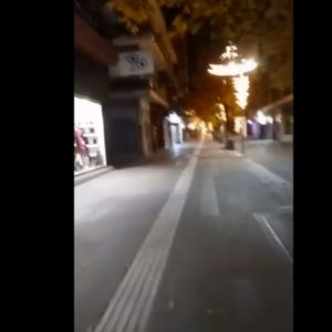 image-322557 kozan.gr: Ώρα 18:10: Εικόνα από τον κεντρικό πεζόδρομο της Κοζάνης, παραμονή Χριστουγέννων (Βίντεο)