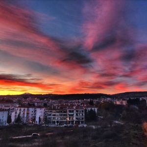 image-322605 kozan.gr: Τα φανταστικά χρώματα στον ουρανό της Κοζάνης κατά τη διάρκεια του σημερινού ηλιοβασιλέματος (Φωτογραφία)