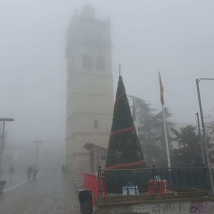 image-324493 Kozan.gr: Ομιχλώδες το τοπίο σήμερα Κυριακή 10/1 στην Κοζάνη (Φωτογραφίες)