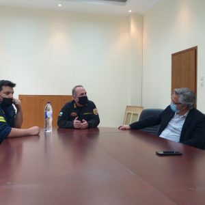 image-324515 kozan.gr: Στο Παράρτημα της Σχολής Πυροσβεστικής στο Τσοτύλι βρέθηκε το πρωί της Κυριακής 10/1 ο Δήμαρχος Βοΐου Χ. Ζευκλής & ο διοικητής της Σχολής Ιωάννης Αμανατίδης (Φωτογραφίες)