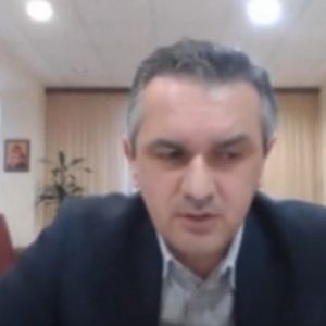 image-327109 kozan.gr: Μέχρι πότε προτίθεται η Περιφερειακή Αρχή να περιμένει την κυβέρνηση, βάσει χρονοδιαγράμματος, να ενσωματώσει τις θεσμικές αλλαγές (των 15 σημείων) που ζητά στο πλαίσιο της απολιγνιτοποίησης; Τι απάντησε ο Περιφερειάρχης Δ. Μακεδονίας (Bίντεο)