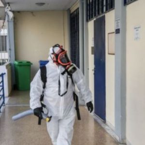 image-327919 Ανοίγουν τη Δευτέρα τα Γυμνάσια και τα Λύκεια σε ολόκληρη τη χώρα, εκτός από τις «κόκκινες” περιοχές (Δήμος Εορδαίας), όπου θα ανοίξουν μόνο τα Γυμνάσια – Όλα τα νέα μέτρα για τα καταστήματα