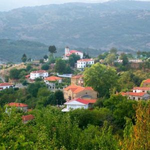 image-329842 Παλαιό έθιμο της Κορυφής Βοΐου στο οποίο επιβιώνουν αρχαιοελληνικές μυθολογικές παραδόσεις που σχετίζονται και με λαϊκές παραδόσεις για τις νεράιδες (της Αλεξάνδρας Παραφεντίδου, στο Γ’ Συμπόσιο Λαογραφίας Βορειοελλαδικού Χώρου που έγινε στην Αλεξανδρούπολη, 14-18 Οκτωβρίου 1976)