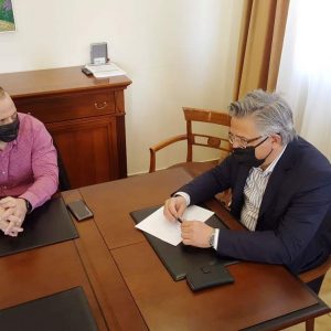 image-332386 Εθιμοτυπική Επίσκεψη του νέου Διοικητικού Συμβουλίου της Ελληνικής Ομοσπονδίας Γούνας στον Σεβασμιώτατο Μητροπολίτη Σισανίου & Σιατίστης και στον Δήμαρχο Βοΐου