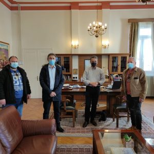 image-332665 Δήμος Κοζάνης: Συνάντηση του Λάζαρου Μαλούτα με τη διοίκηση του Συλλόγου Πολιτικών Υπαλλήλων ΥΕΘΑ/ΓΕΣ Δυτικής Μακεδονίας