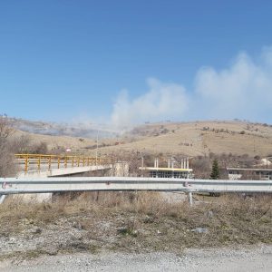 image-332781 kozan.gr: Ώρα 14:45: Φωτιά σε χορτολιβαδική έκταση λίγο πιο έξω από το Δρέπανο Κοζάνης απέναντι από το Στρατόπεδο ΓΑΖΗ – Επιχειρούν στο σημείο πυροσβέστες προκειμένου να περιορίσουν τη φωτιά (Φωτογραφίες & Βίντεο)