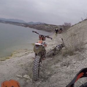 image-334955 Εnduro περιπλανήσεις κοντά στη Λίμνη Πολυφύτου (Βίντεο)