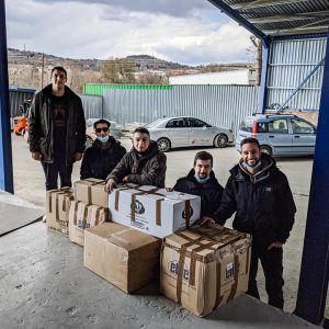 image-335439 H Nεολαία Χρυσαυγής Βοΐου συγκέντρωσε το χρηματικό ποσό των 347 ευρώ κι αγόρασε διάφορα προϊόντα για τους σεισμόπληκτους της Ελασσόνας (Φωτογραφίες)