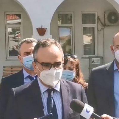 image-338146 kozan.gr: Τι απάντησε ο Αν. Υπουργός Υγείας, Βασίλης Κοντοζαμάνης, από την Κοζάνη, σε ερώτηση του kozan.gr σε σχέση με τα μέτρα κι αν η αύξηση των κρουσμάτων στην Π.Ε. Κοζάνης είναι μόνο θέμα ατομικής ευθύνης – Έχει ευθύνες η κυβέρνηση; (Βίντεο)