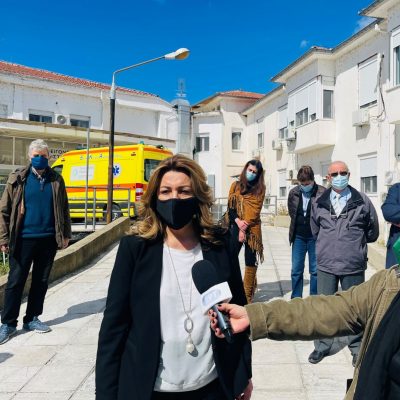 image-339643 Έναν ολοκαίνουργιο καταψύκτη πλάσματος τελευταίας τεχνολογίας, που θα συμβάλλει στην ενίσχυση του Γενικού Νοσοκομείου Καστοριάς, παρέδωσε την Τετάρτη 14 Απριλίου 2021, η Επικεφαλής του Γραφείου Πρωθυπουργού στη Θεσσαλονίκη Μαρία Αντωνίου
