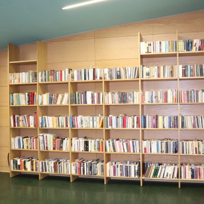 image-341306 Δωρεά 6.000 βιβλίων και 1.000 περιοδικών στην Κοβεντάρειο Δημοτική Βιβλιοθήκη Κοζάνης – Συλλογή που ανήκε στον αείμνηστο Πάρι Ξεπουλιά