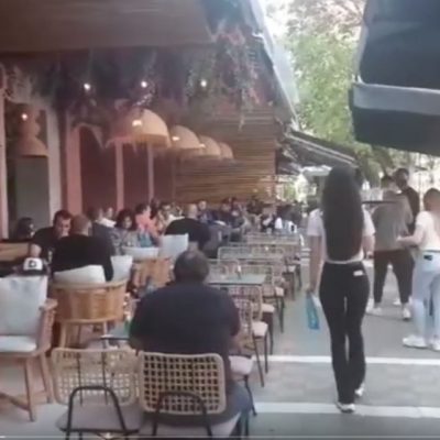 image-341993 kozan.gr: Οι πρώτες εικόνες από τα cafe της Πτολεμαΐδας που άνοιξαν κι υποδέχτηκαν – σε εξωτερικούς χώρους – τους πρώτους πελάτες (Βίντεο)
