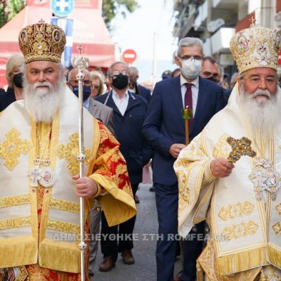 image-342755 Το «Παναγιοσκέπαστο» Αίγιο τίμησε την πολιούχο του Παναγία Τρυπητή