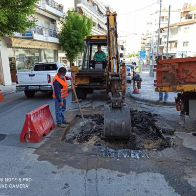 image-344187 Αποκατάσταση από την Τεχνική Υπηρεσία του Δήμου Κοζάνης της λακκούβας επι της Παύλου Χαρίση – Η ενημέρωση από τον Αντιδήμαρχο Τεχνικών υπηρεσιών Ε. Σημανδράκο