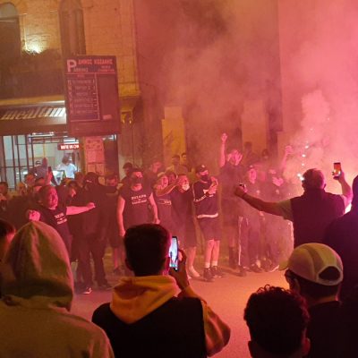 image-344485 kozan.gr: ‘Ωρα 23:15: Οι πανηγυρισμοί φιλάθλων του ΠΑΟΚ, στο κέντρο της Κοζάνης, μετά την κατάκτηση του Κυπέλλου Ελλάδος στο ποδόσφαιρο (Βίντεο & Φωτογραφίες)