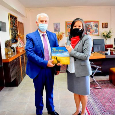 image-346891 Εθιμοτυπική επίσκεψη της Γενικής Προξένου των ΗΠΑ Elizabeth K. Lee στον Αντιπεριφερειάρχη Φλώρινας