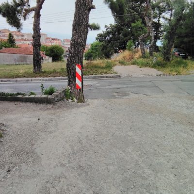 image-348603 Διαμαρτυρία κατοίκων, στο kozan.gr, για τη χρόνια κατάσταση του οδοστρώματος στη συμβολή των οδών Γ. Σαμαρά και Β. Αυλωνίτη στην Κοζάνη (Φωτογραφίες)