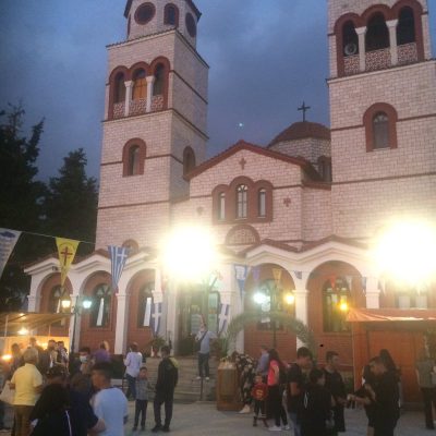 image-348656 kozan.gr: Περιήγηση στο πανηγύρι του Δρεπάνου Κοζάνης, το βράδυ της Δευτέρας 21/6 – Τι λένε καταστηματάρχες και πολίτες για το φετινό πανηγύρι (Φωτογραφίες & Βίντεο)