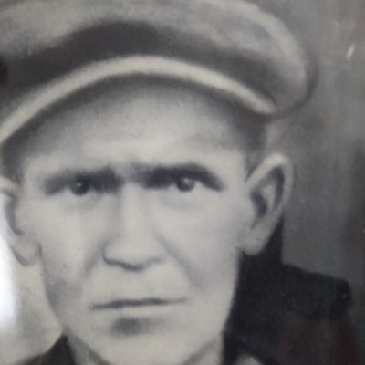 image-348932 Έ… Έ… Έρχεται Ο… Ο… Ο… γκαβός ήταν η επωδός που επαναλαμβανόταν απ’ τα παιδιά της δεκαετίας του πενήντα (1950) στην αναμονή του φορτηγού (γκαμήλα) από την αγορά της Κοζάνης στη Λευκοπηγή (Γράφει ο Τσολάκης Γιάννης)