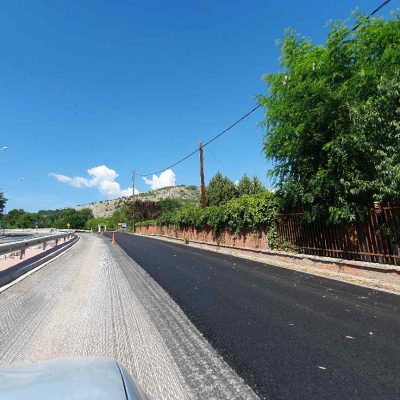 image-350486 Kozan.gr: Εργασίες ασφαλτόστρωσης στο ρεύμα ανόδου στο δρόμο Πανεπιστημίου Δυτικής Μακεδονίας (Κοίλα) με Κοζάνη (Βίντεο)