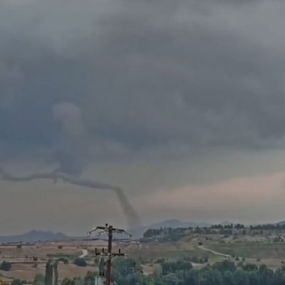 image-352983 Ανεμοστρόβιλος έξω από την Μελίτη της Φλώρινας, κατά την χθεσινή κακοκαιρία (Βίντεο)