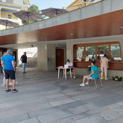 image-354176 72 αρνητικά και 1 θετικό τα αποτελέσματα των rapid tests στην κεντρική πλατεία Κοζάνης