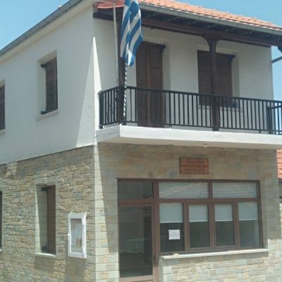 image-354724 Ολοκληρώθηκαν οι εργασίες επιχρισμάτων και ελαιοχρωματισμού στο κτήριο του κοινοτικού καταστήματος στο Πολυκάστανο Βοΐου