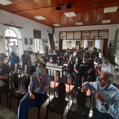 image-354761 kozan.gr: Βλάστη: Εκπαιδευτικό σεμινάριο σε κτηνοτρόφους και σε όσους επιθυμούν να ασχοληθούν μελλοντικά με τον κλάδο της κτηνοτροφίας πραγματοποιήθηκε σήμερα Πέμπτη 29/7 (Φωτογραφίες & Βίντεο)