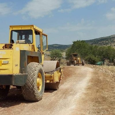 image-355746 Ξεκίνησαν οι εργασίες ασφαλτόστρωσης του αγροτικού δρόμου βόρεια του Νεκροταφείου Γαλατινής συνολικού μήκους περί τα 1250 μέτρα.