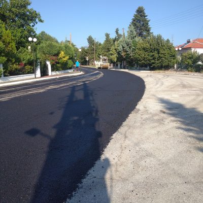 image-357164 kozan.gr: Γαλάτεια Εορδαίας: Ασφαλτοστρώσεις δρόμων στο χωριό (Φωτογραφίες)